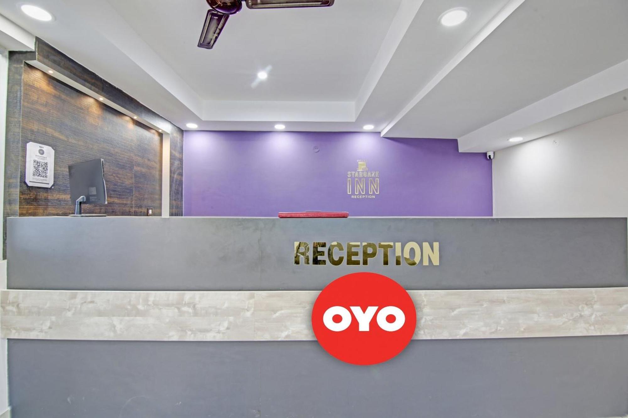 Hotel Oyo Flagship The Murti Noida Exterior foto